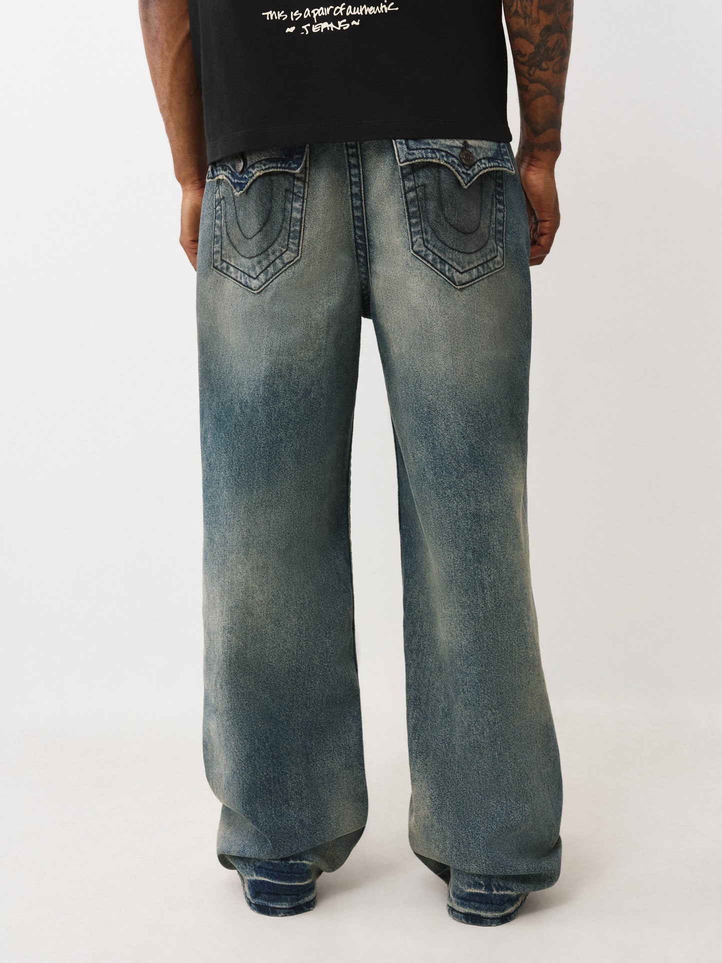 True Religion Vinny Sn Flap 34In Warm Sand Medium Wash