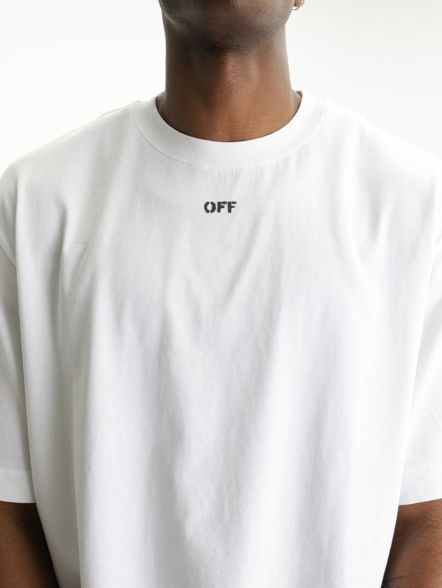 Off - White T-Shirt Rubbed Paint Arrows White