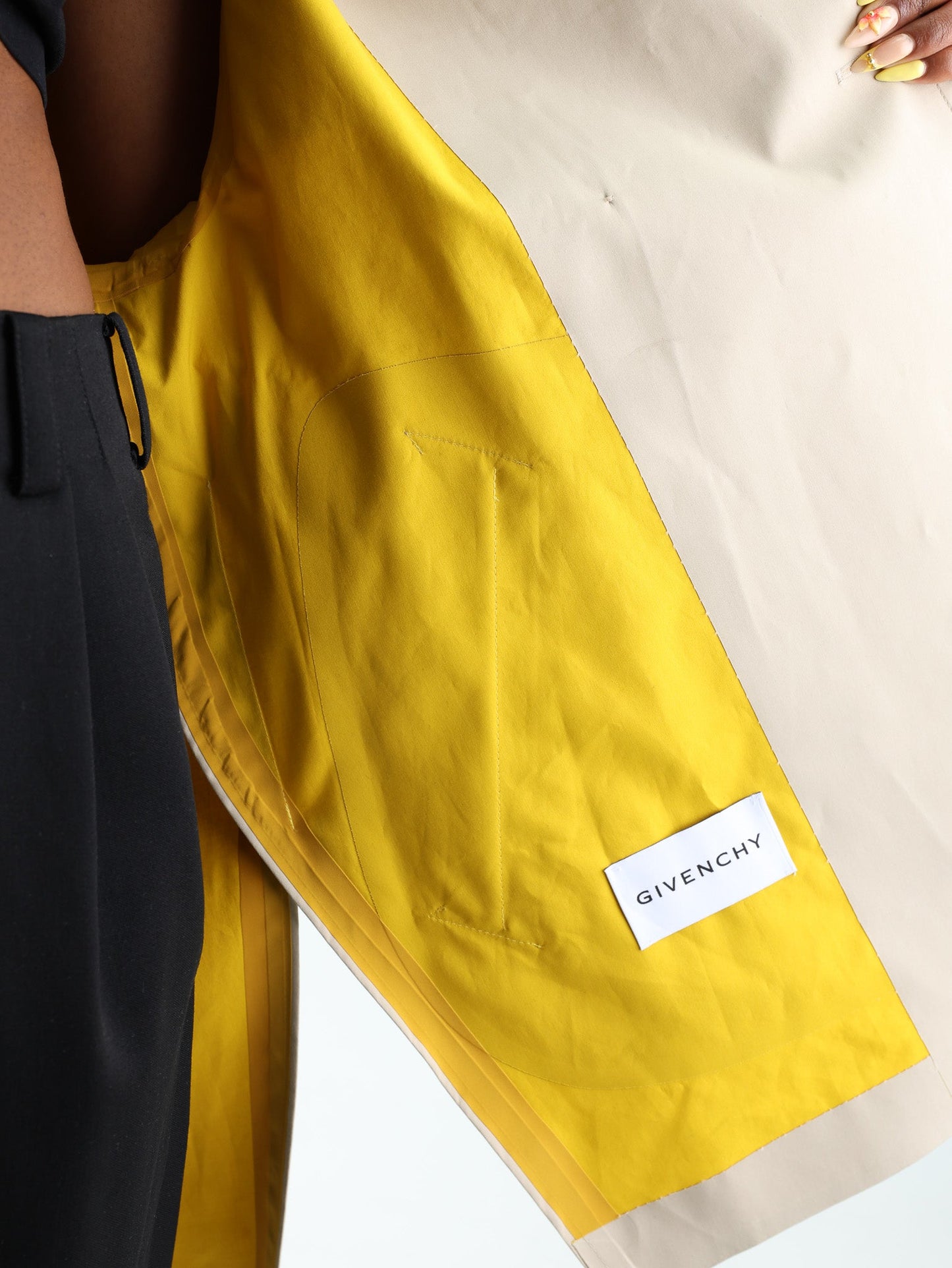 Givenchy Cocoon Short Trench Beige/Mustard