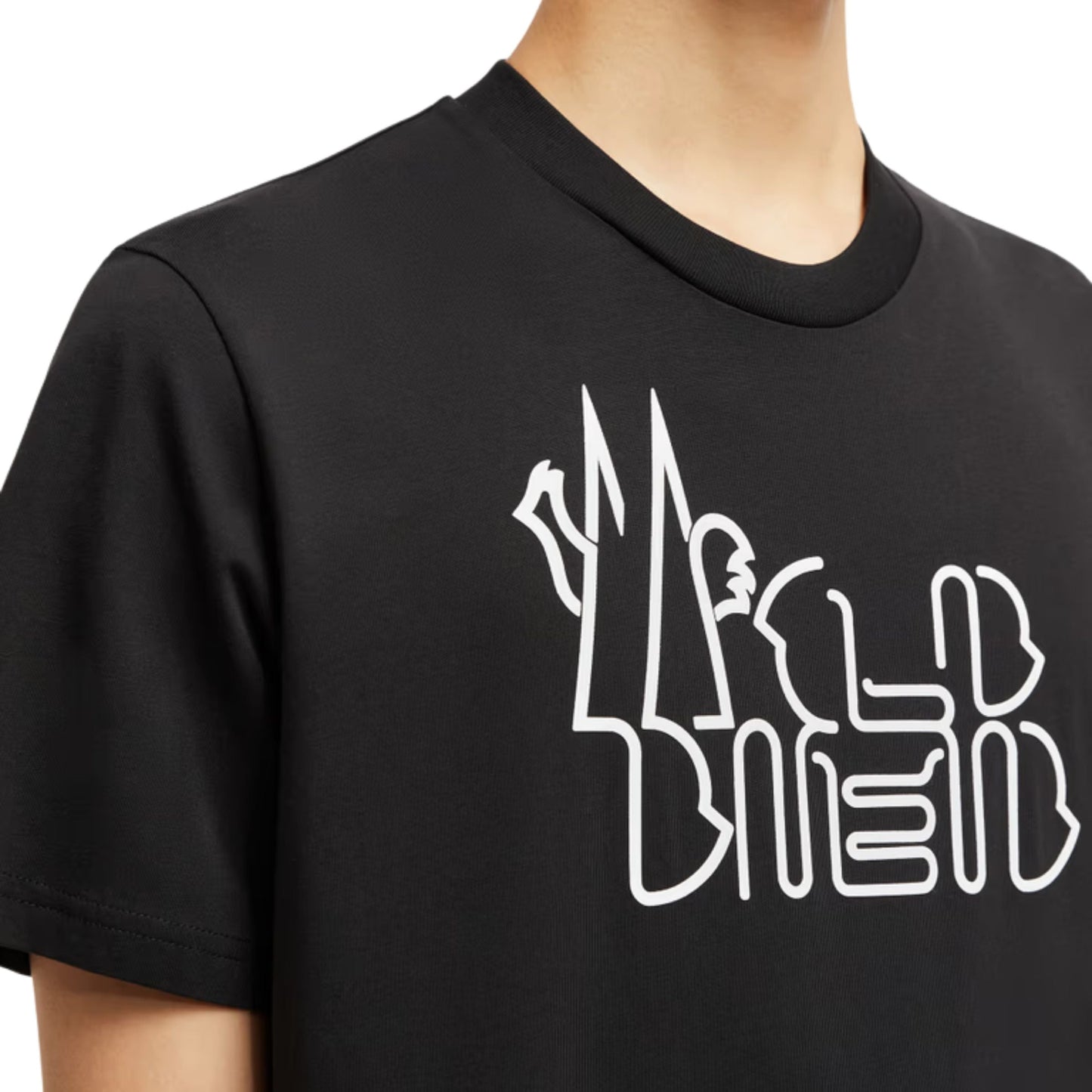 Moncler T-Shirt Curved Logo Black-White