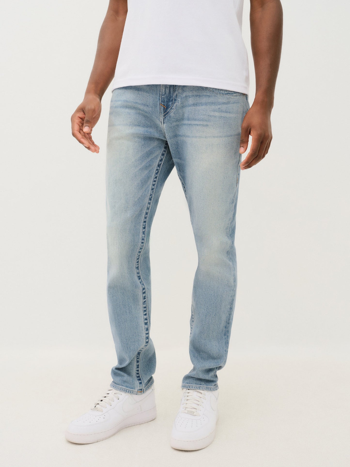 True Religion Rocco Sn No Flap 32 Inseam Brilliant Medium Wash
