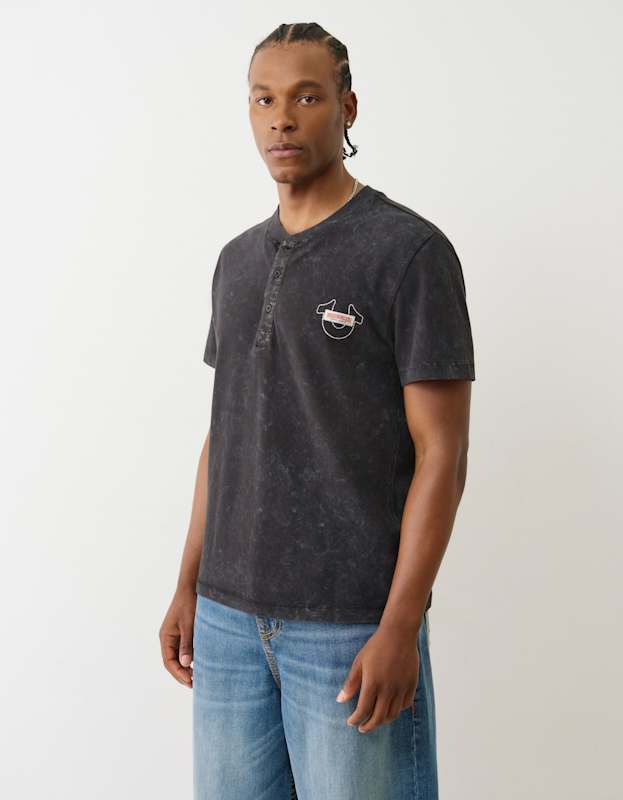 True Religion Ss Pique Mineral Patch Henley Jet Black