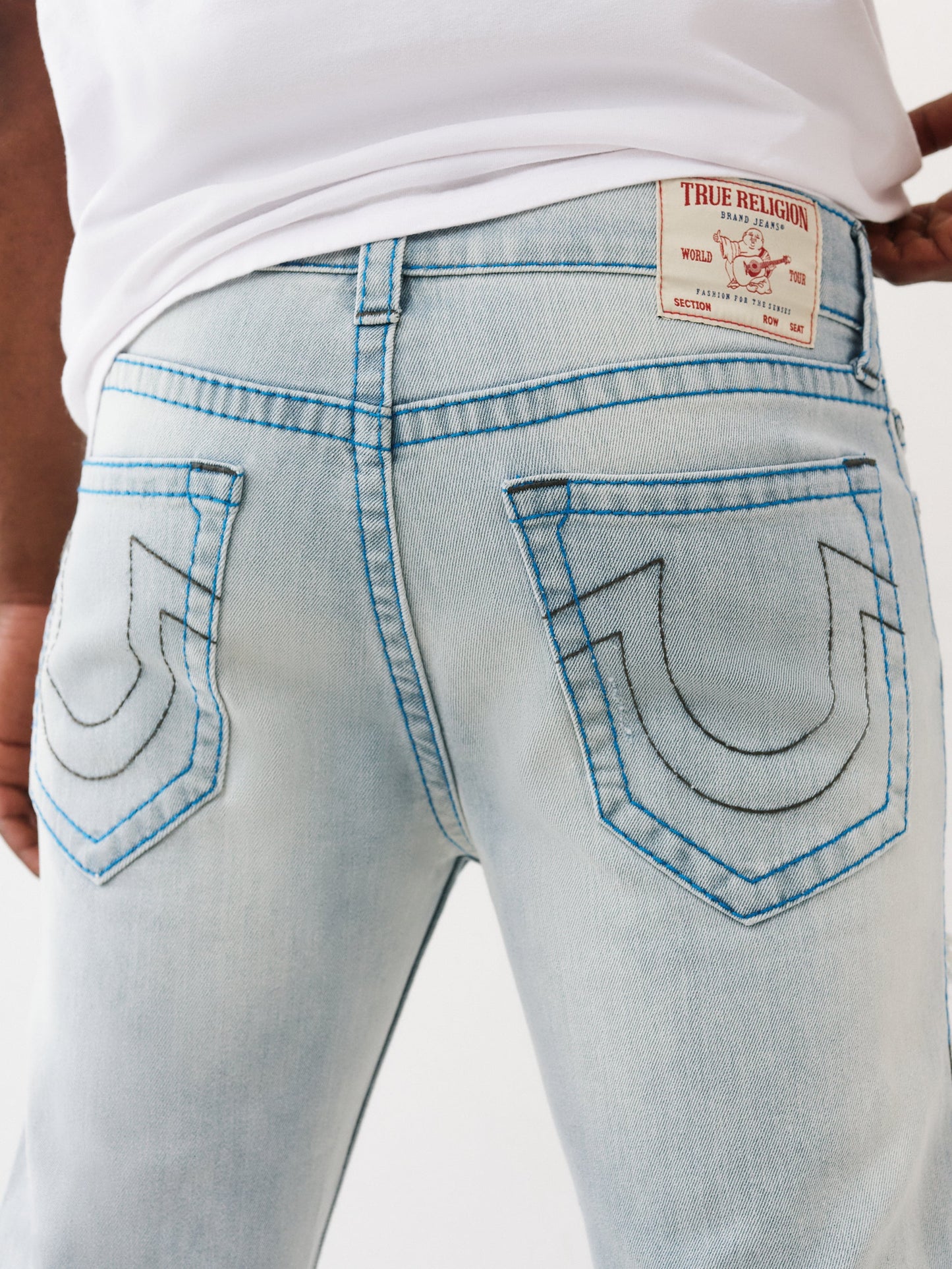 True Religion Jeans Stacked Rocco Big T Nf Travel Breeze Lt Wash W/ Rips