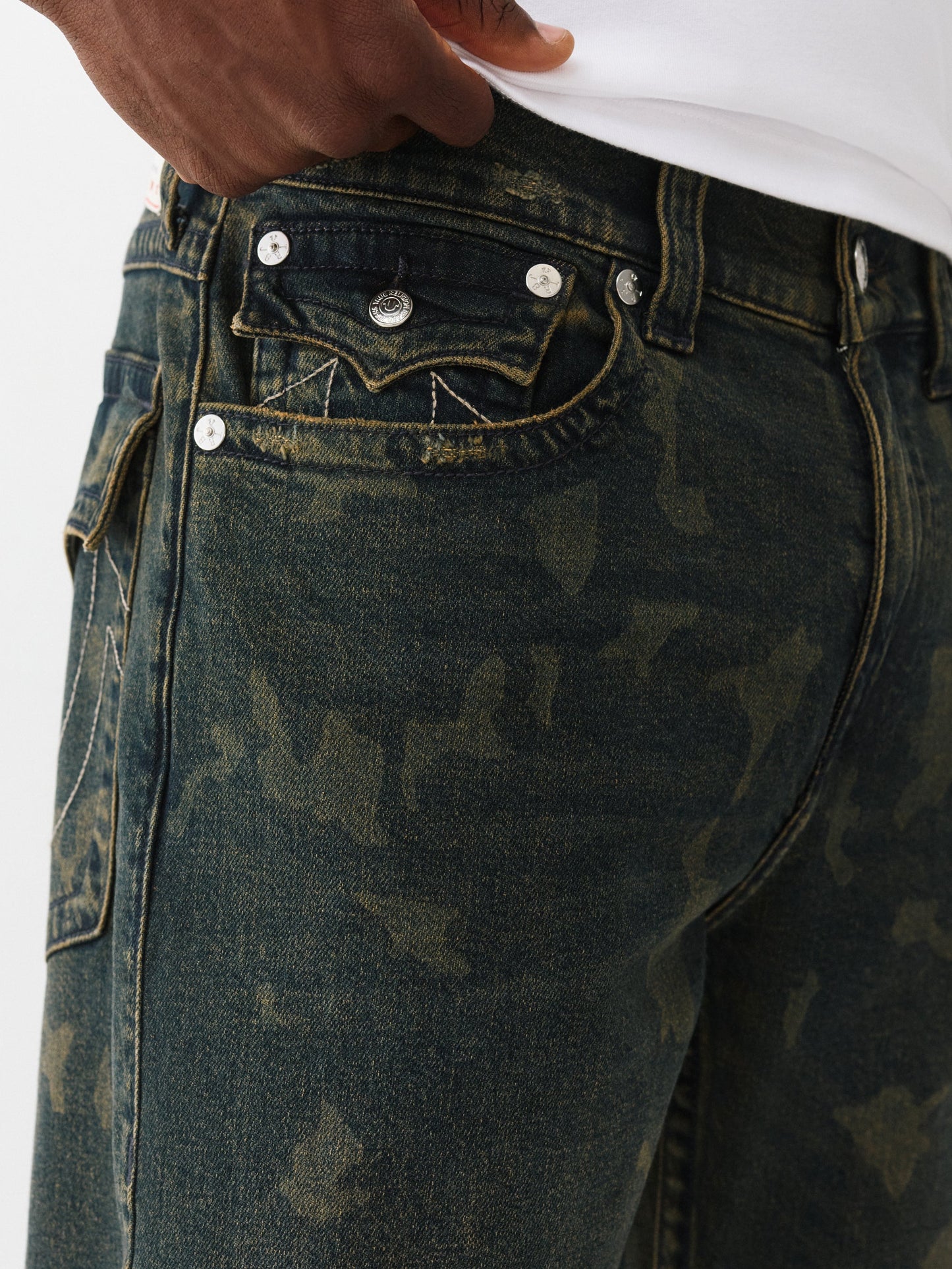True Religion Bobby Sn Flap 32In Bold Stride Dark Wash