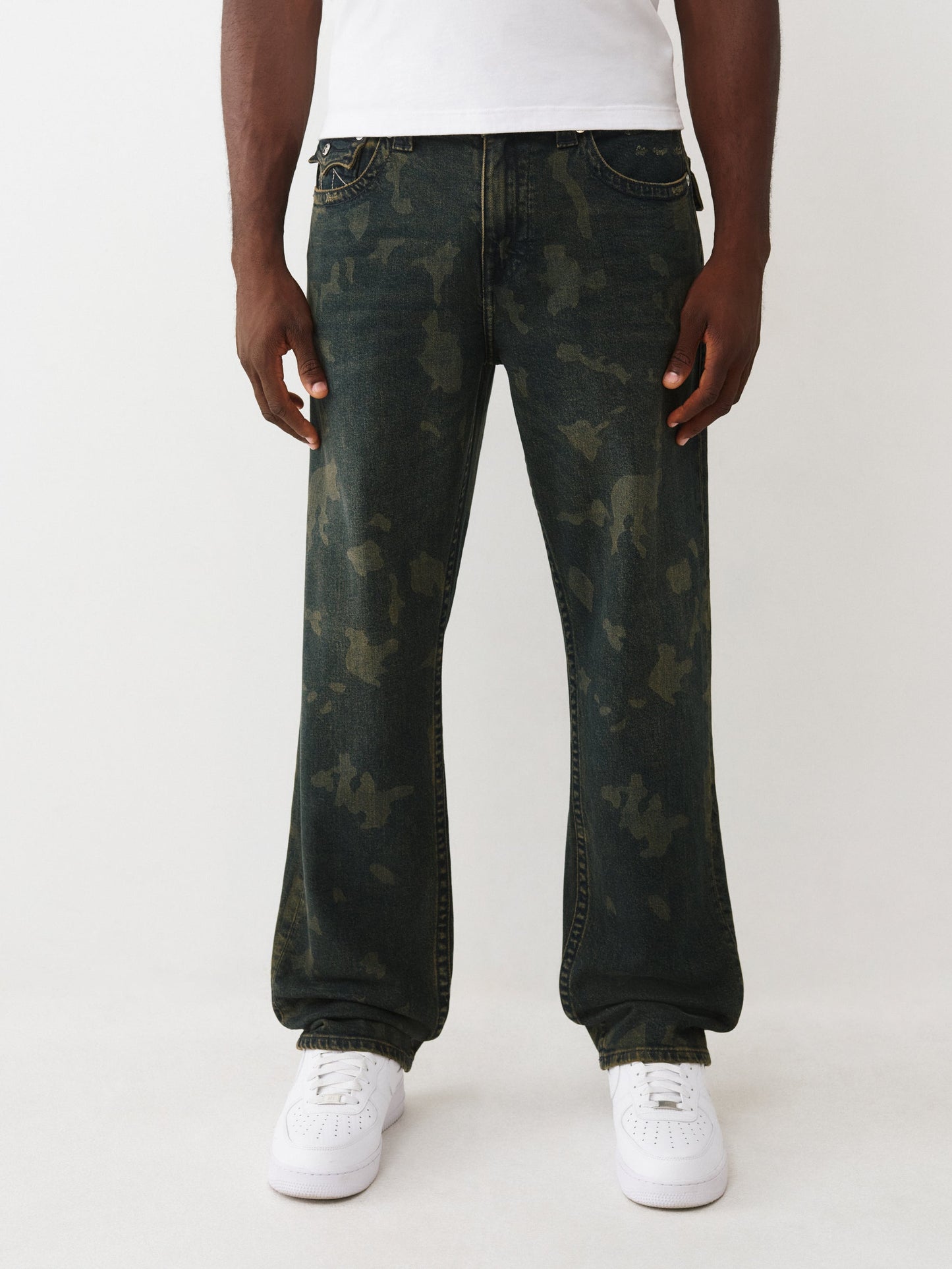 True Religion Bobby Sn Flap 32In Bold Stride Dark Wash