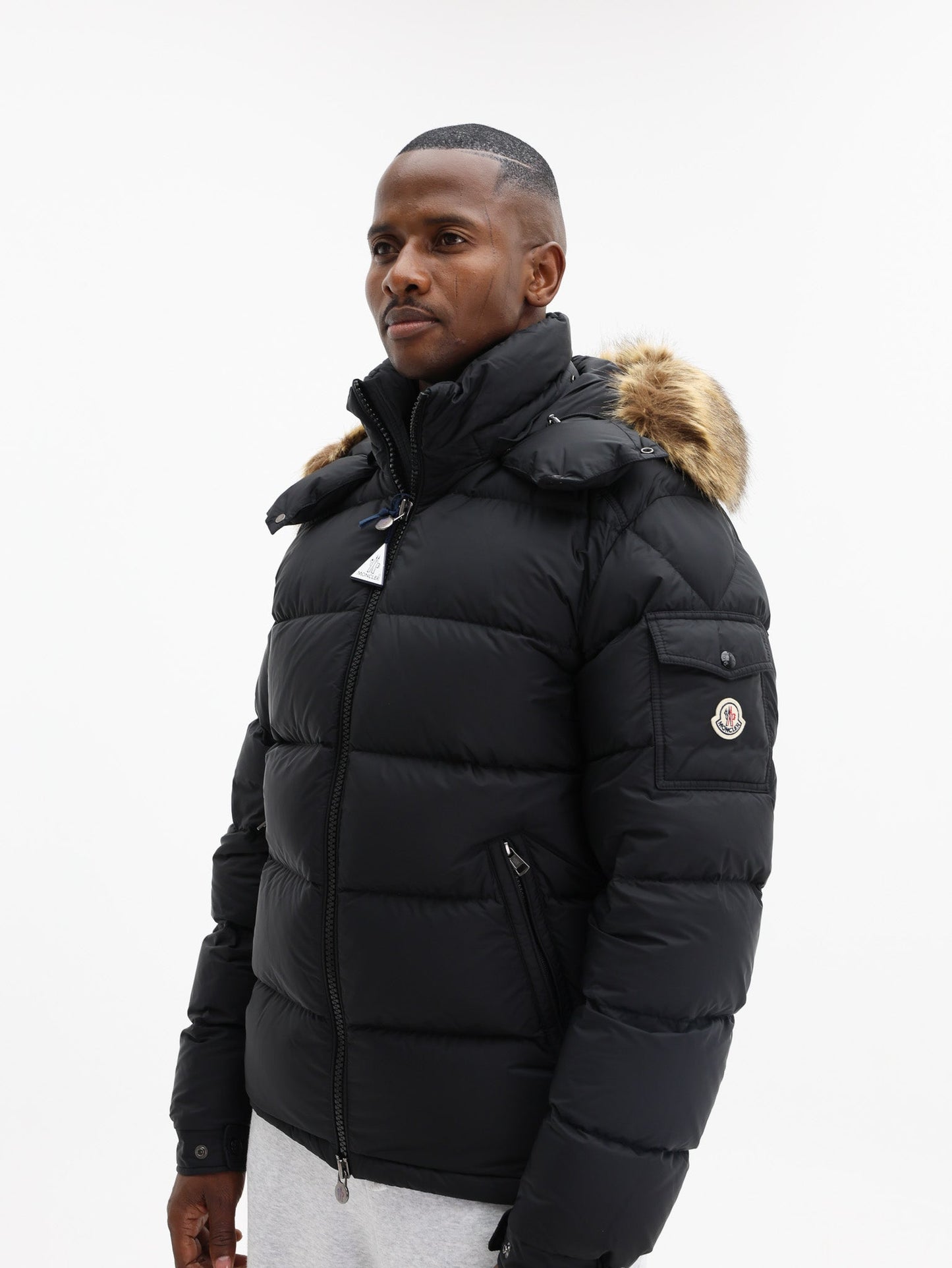 Moncler Jacket Puffer Logo Black