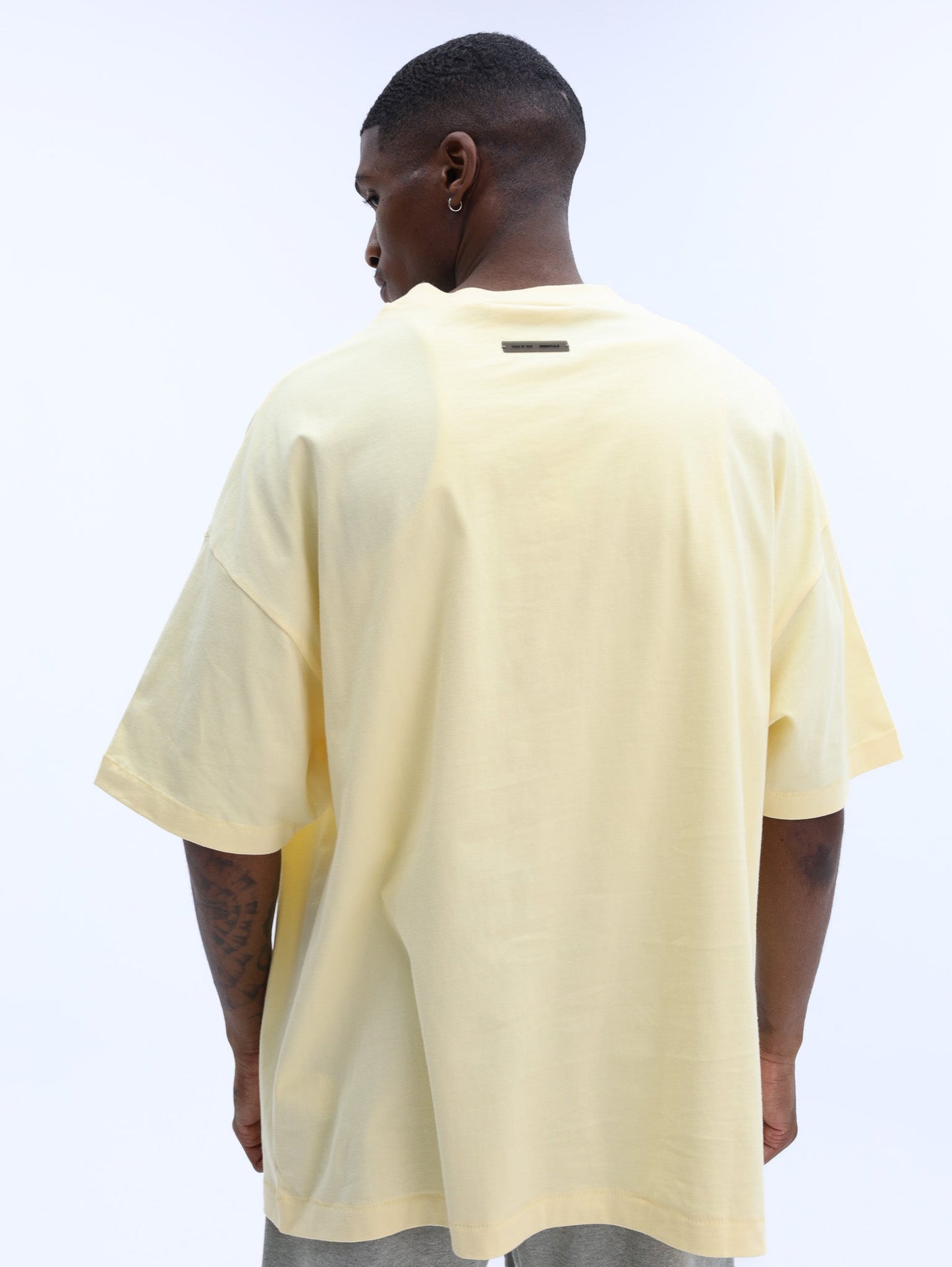 Essentials 90's Fit Tee Garden Yellow