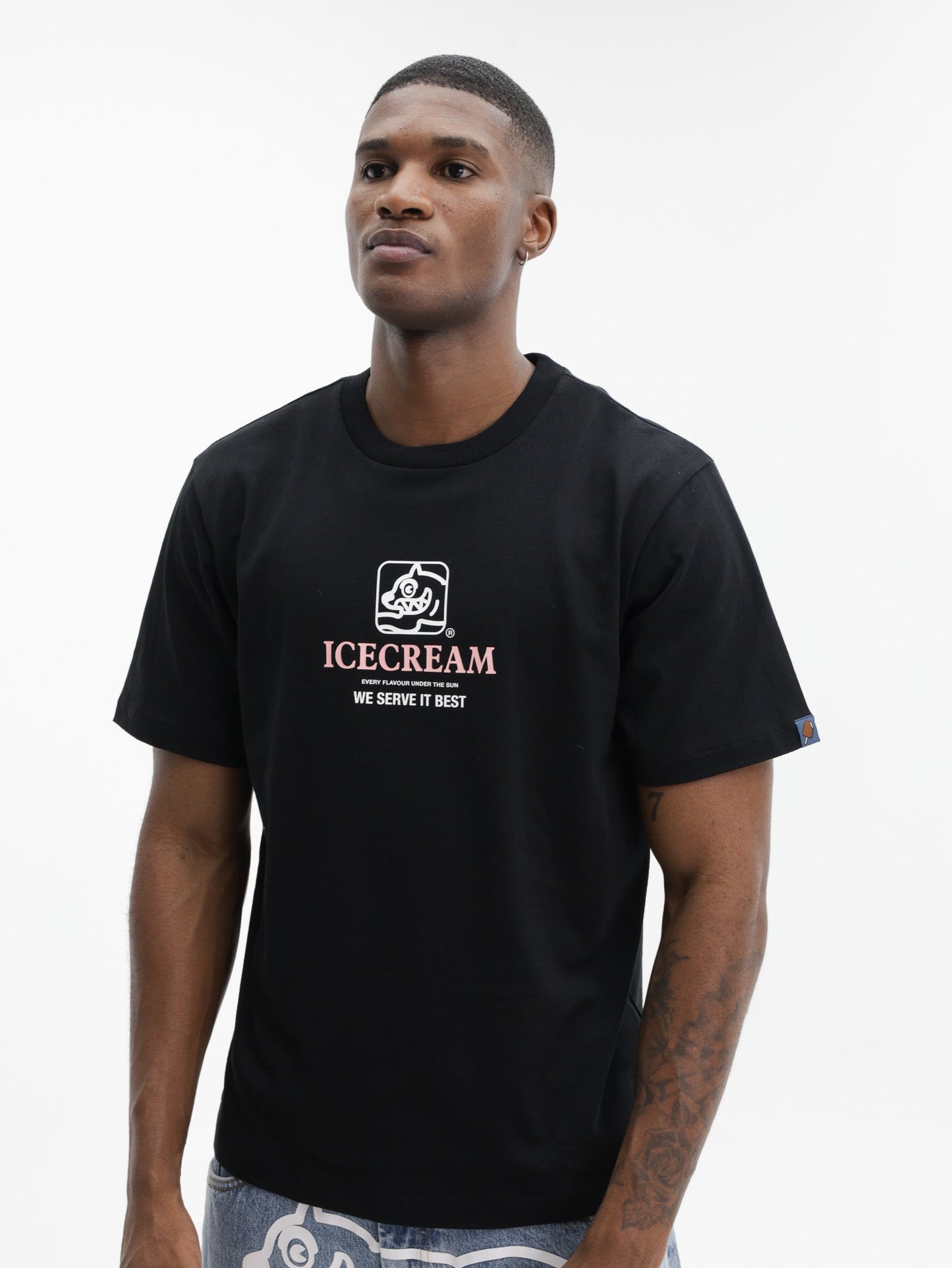 Ice Cream T-Shirt Serve It Best Black