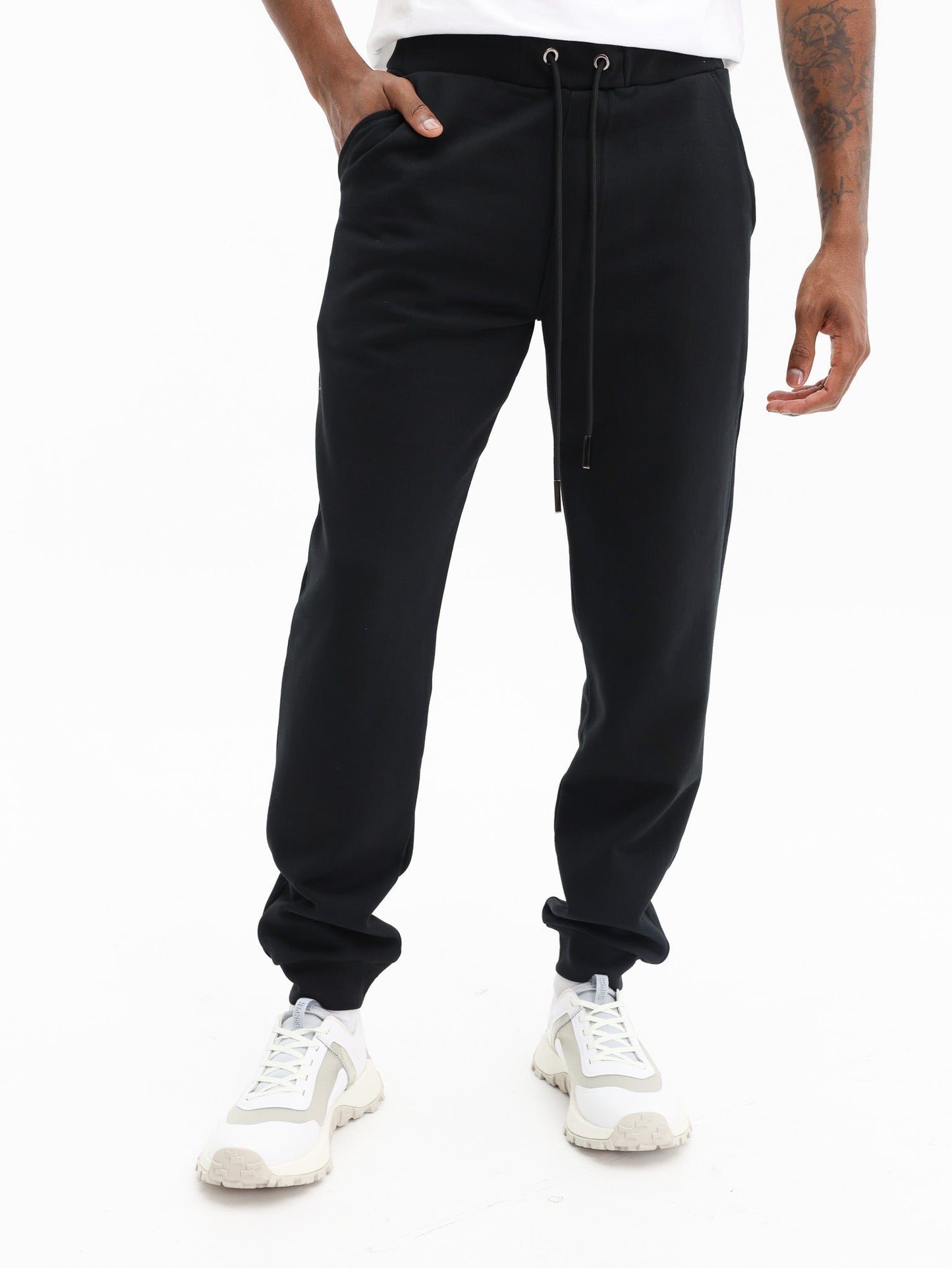 Iceberg Jogger Fleece Embro Bear Patch Black