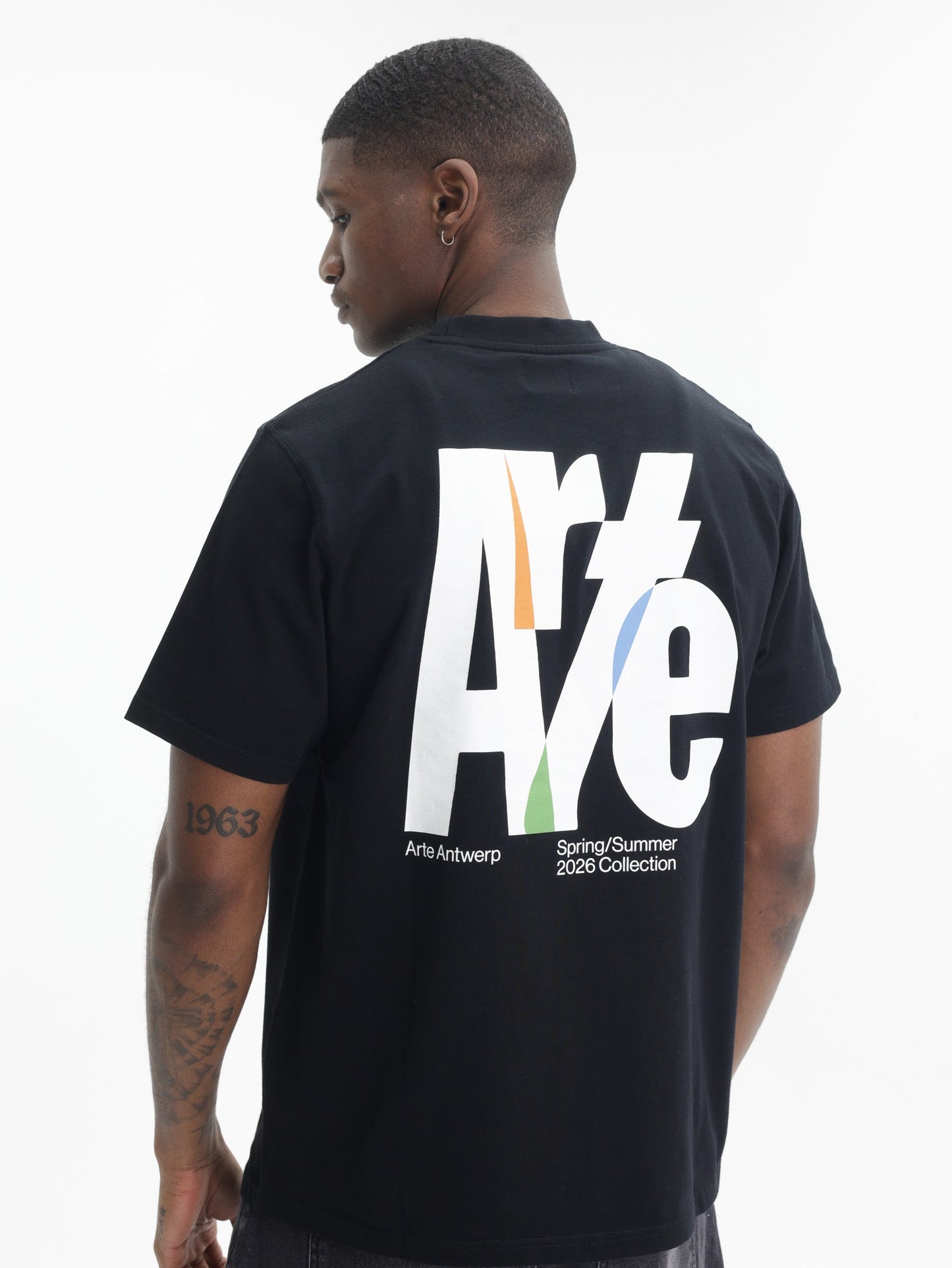 Arte T-Shirt White Logo Back Print Black