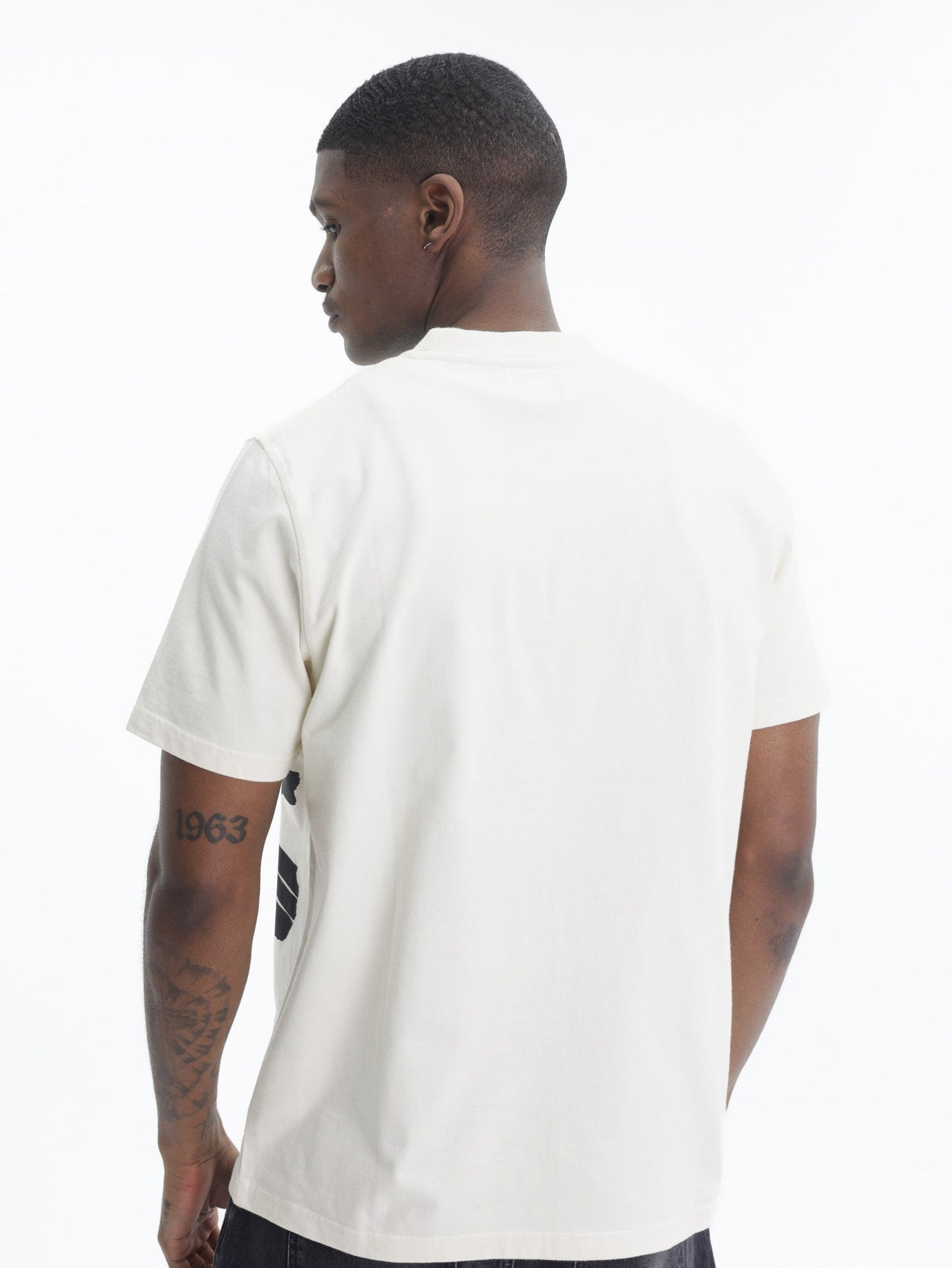Arte T-Shirt Black Logo Print Cream
