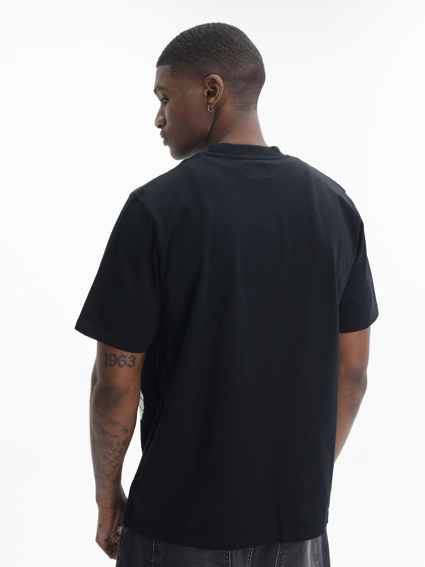 Arte T-Shirt White Logo Print Black