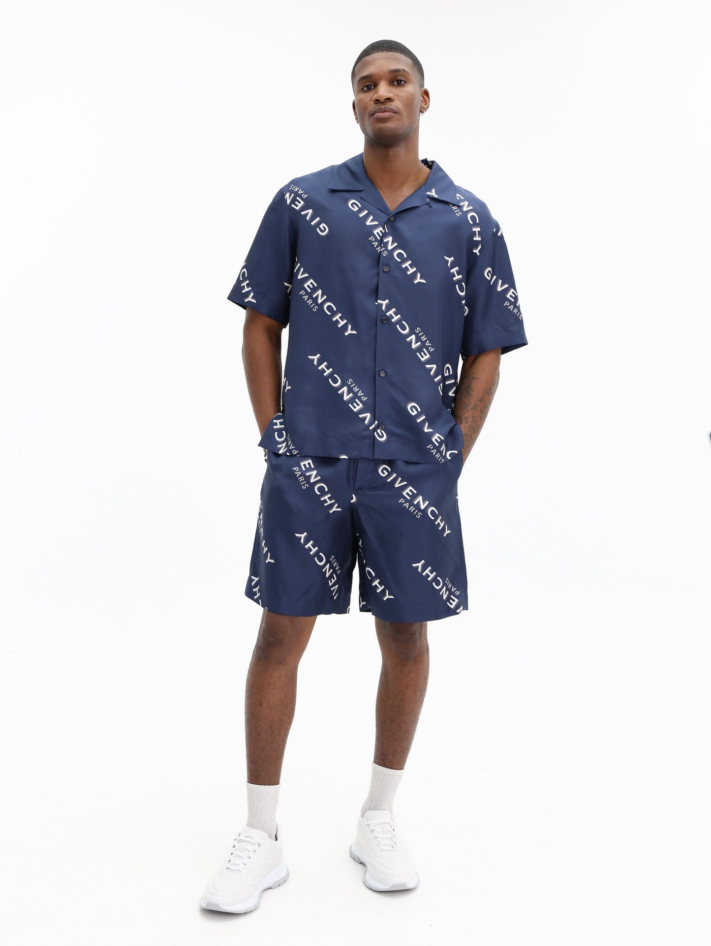 Givenchy Shorts Allover Logo Navy