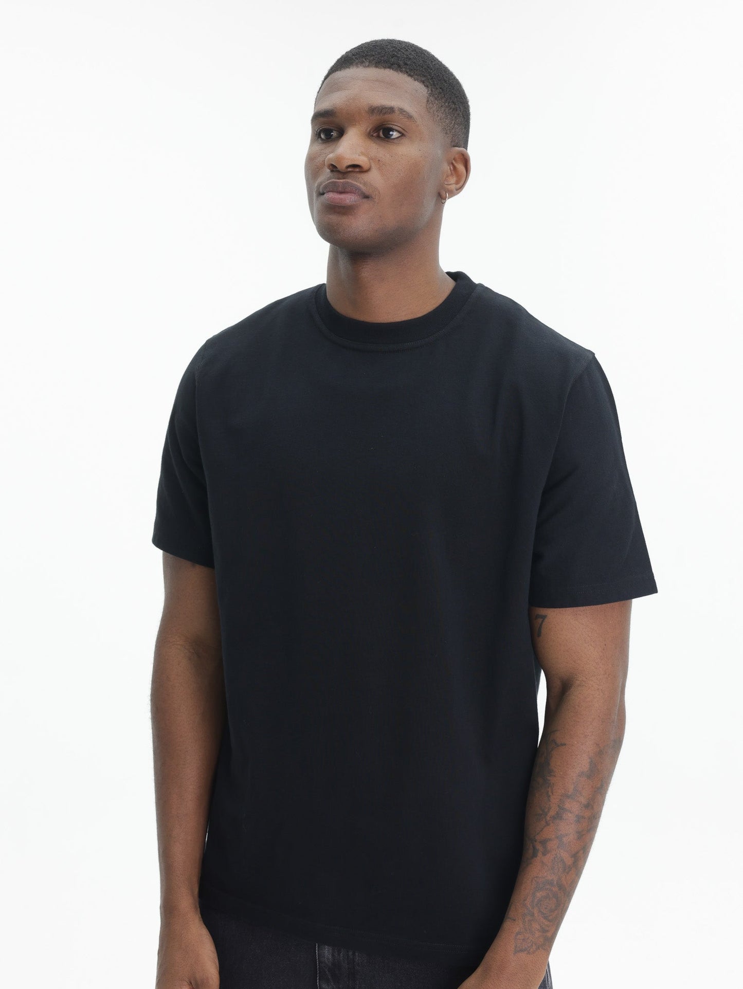Arte T-Shirt Back Poster Plain Black