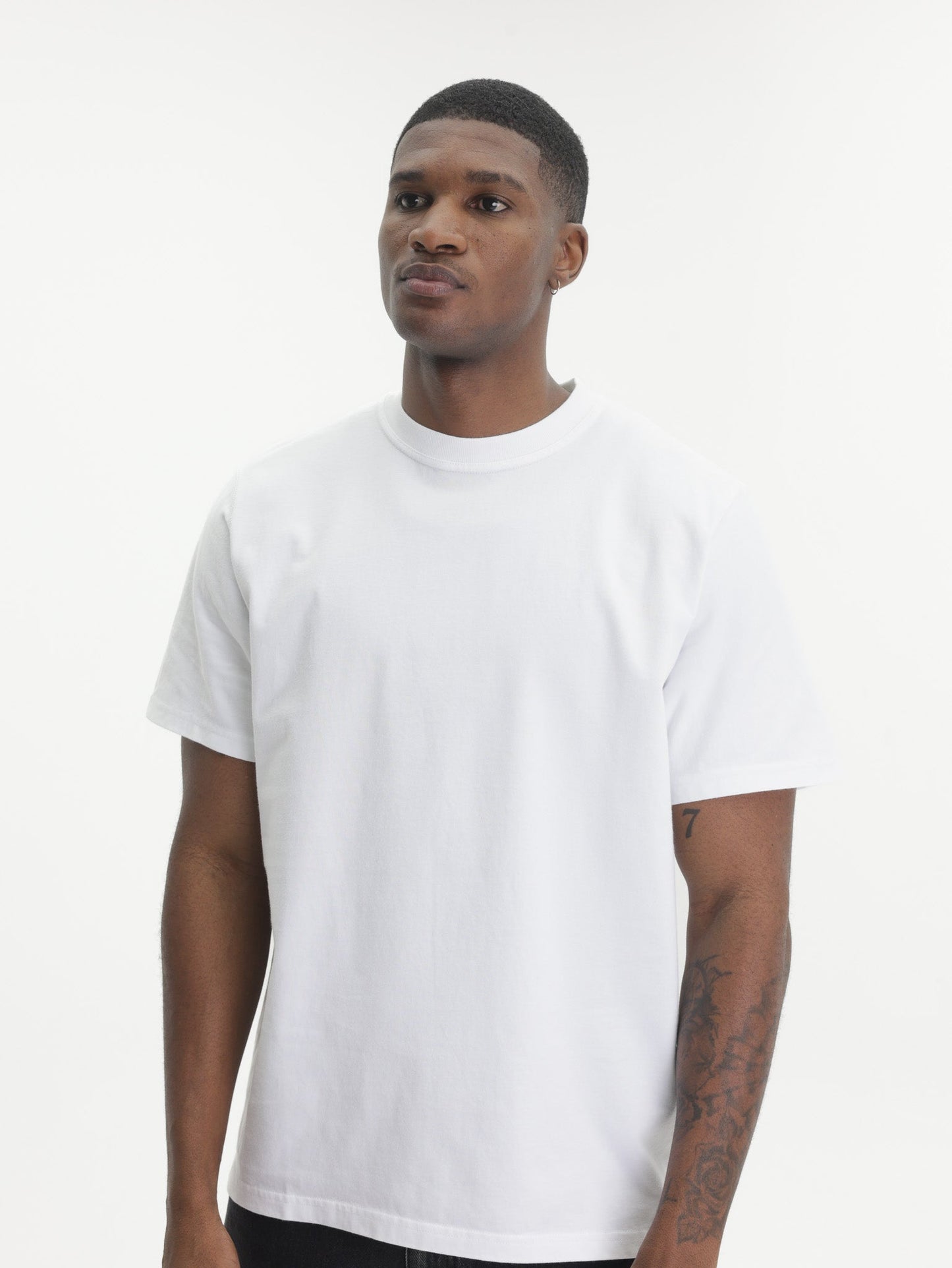 Arte T-Shirt Back Poster Plain White