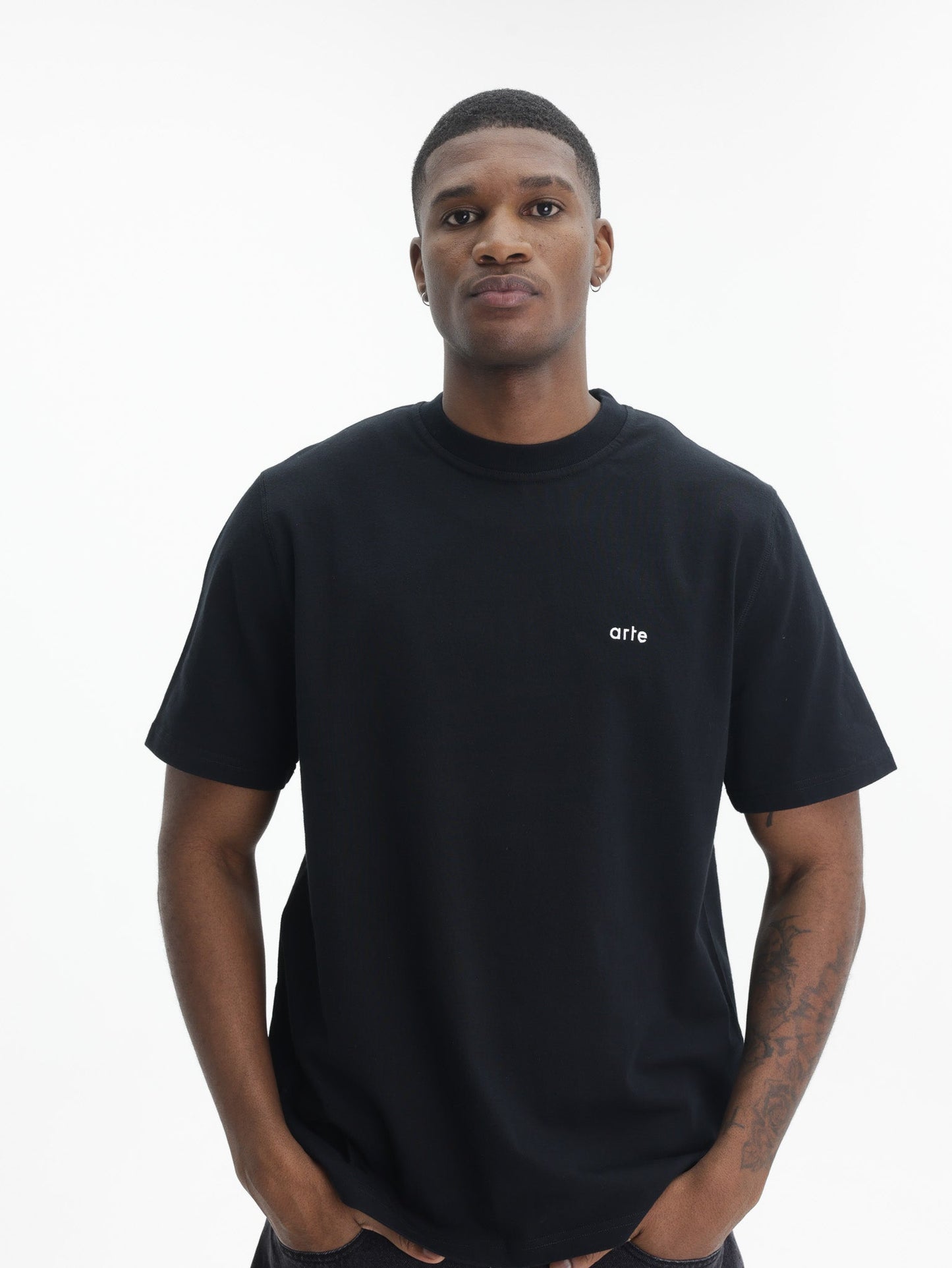 Arte T-Shirt Back Poster Black