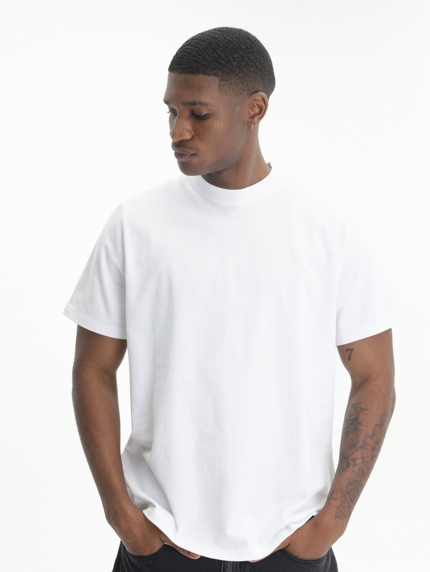 Arte T-Shirt Black Logo Back Print White