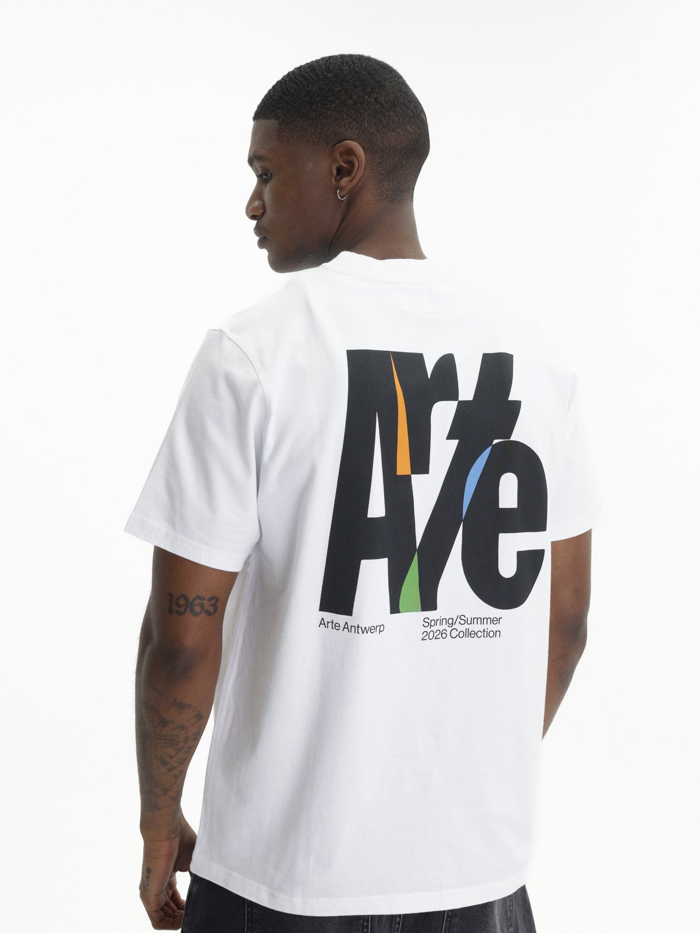 Arte T-Shirt Black Logo Back Print White