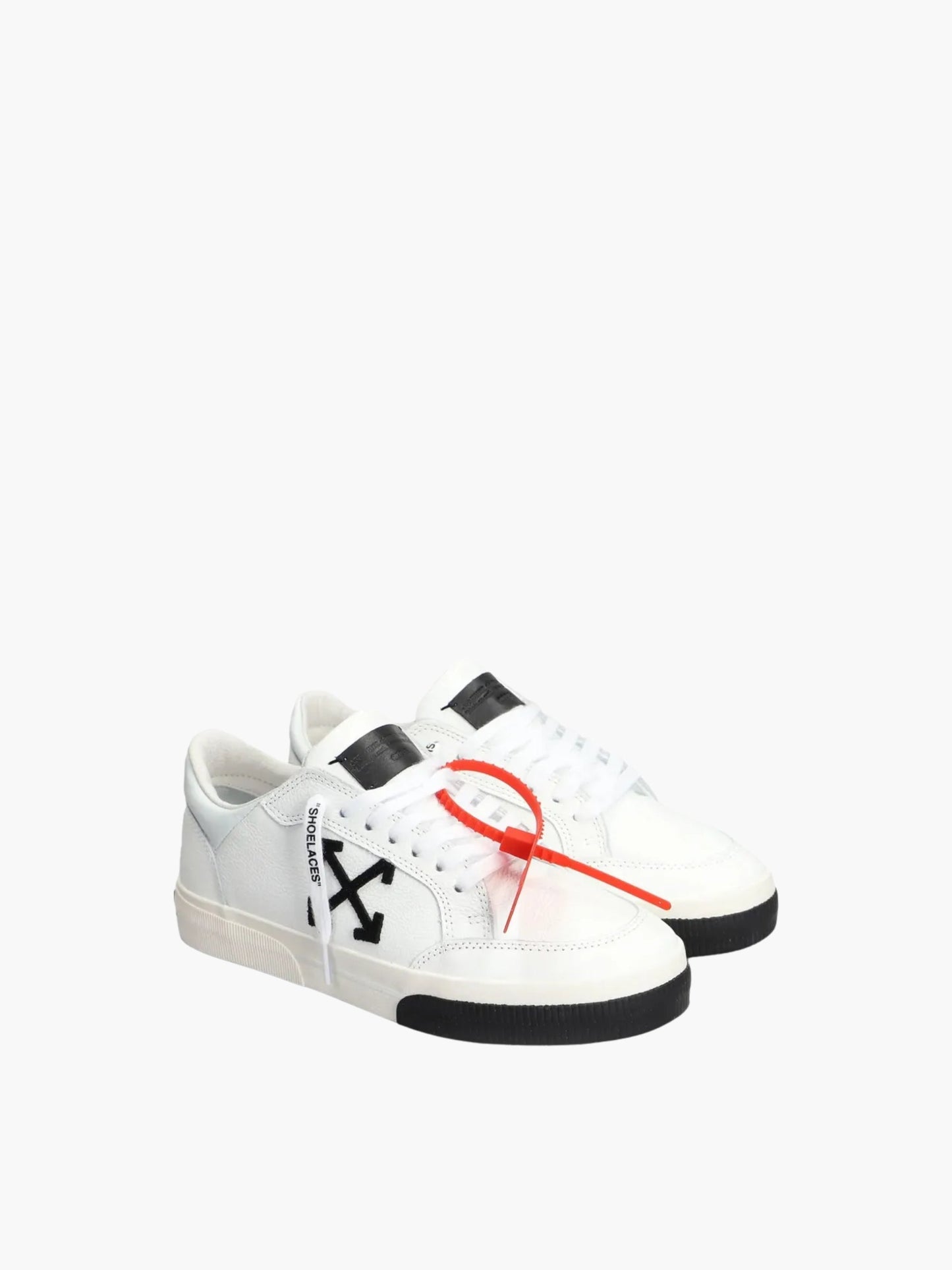 Off-white Sneakers Ows108 M-vulc Low Black/White