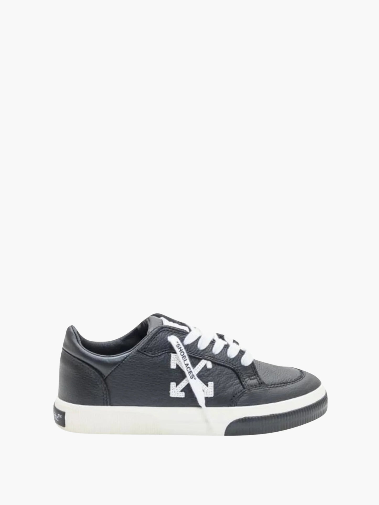 Off-white Sneakers Ows134 W-vulc Low Black/White