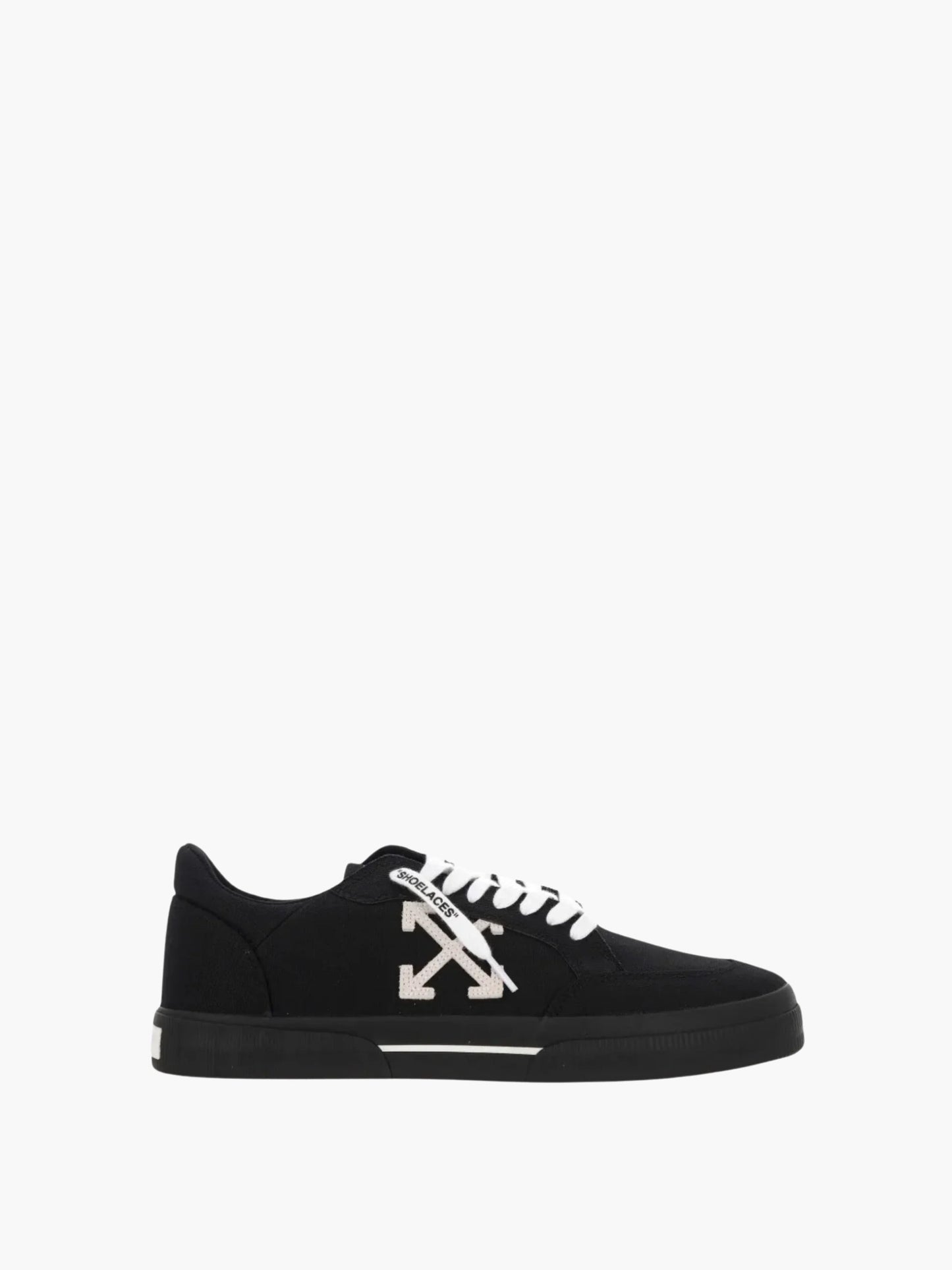 Off-white Sneakers Ows107 M-vulc Low Black/White